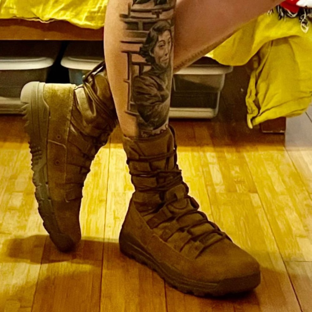 Nike SFB Gen 2 Brown Combat Military Boots Men’s 7, women’s 8.5